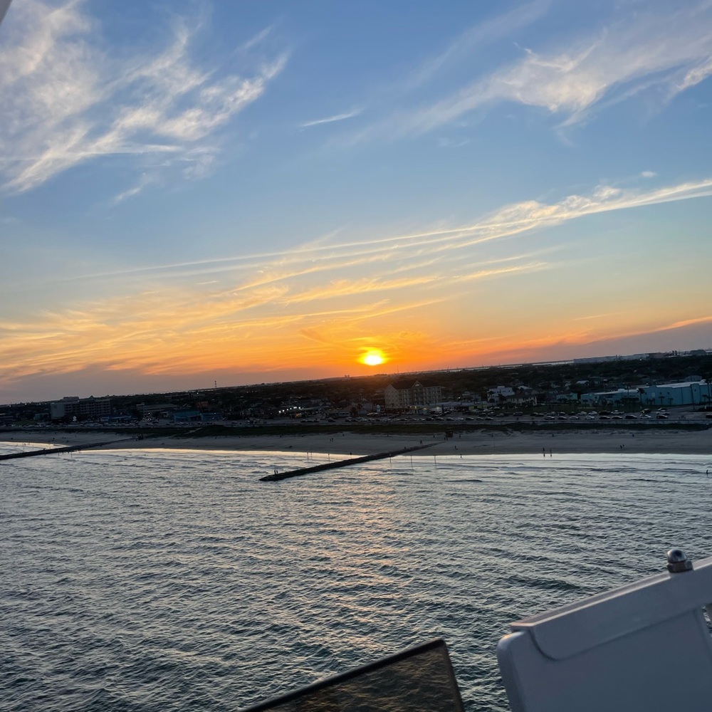 Meet your Posher, Mady